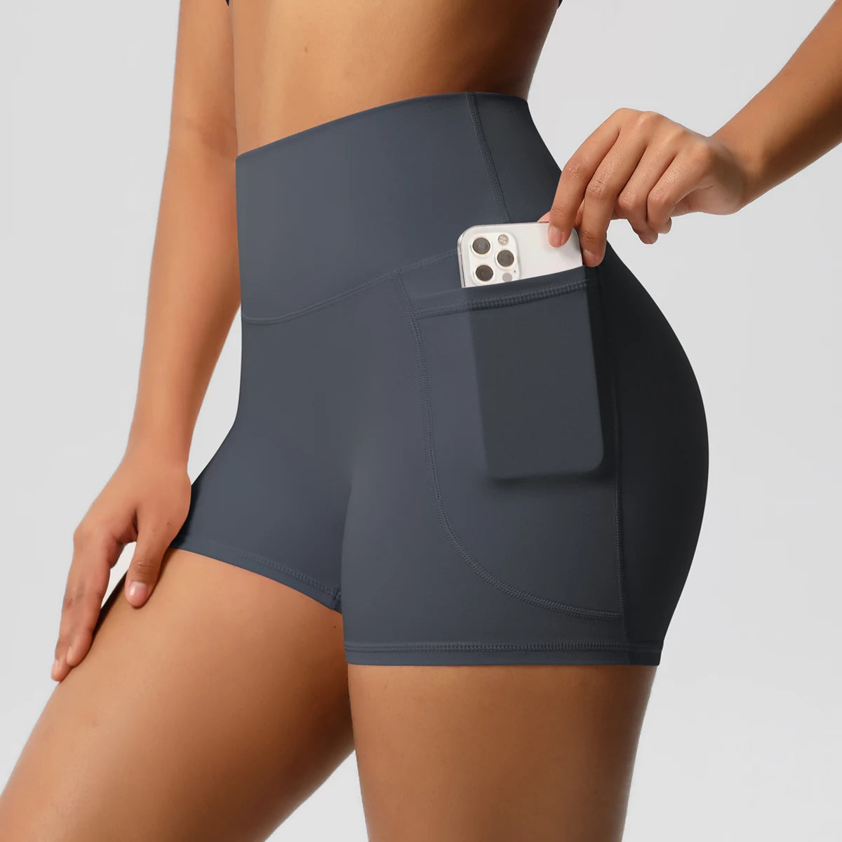 Emma Pocket shorts