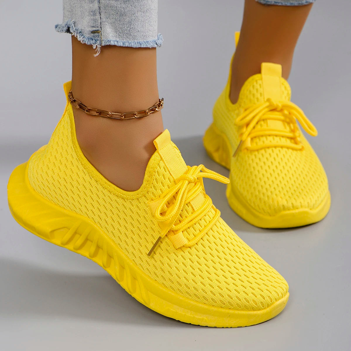 Nova Mesh Trainers